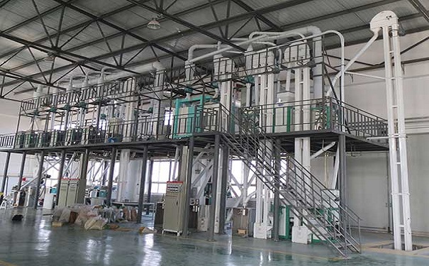 振動篩在玉米深加工設備中用于物料分層、清理雜質